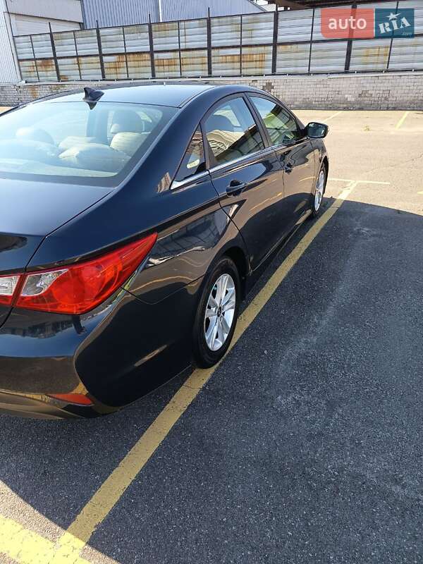 Седан Hyundai Sonata 2014 в Києві