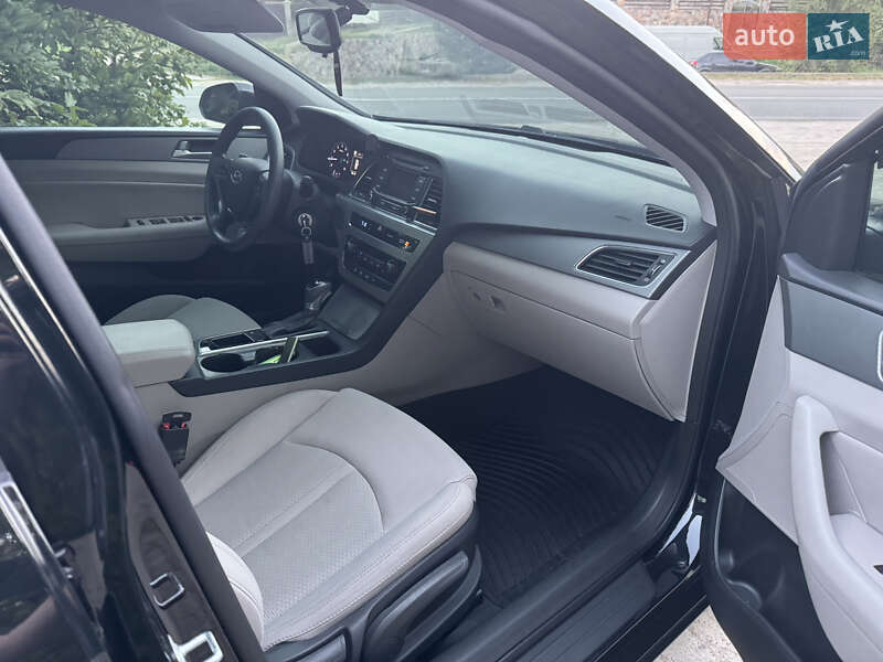 Седан Hyundai Sonata 2015 в Києві