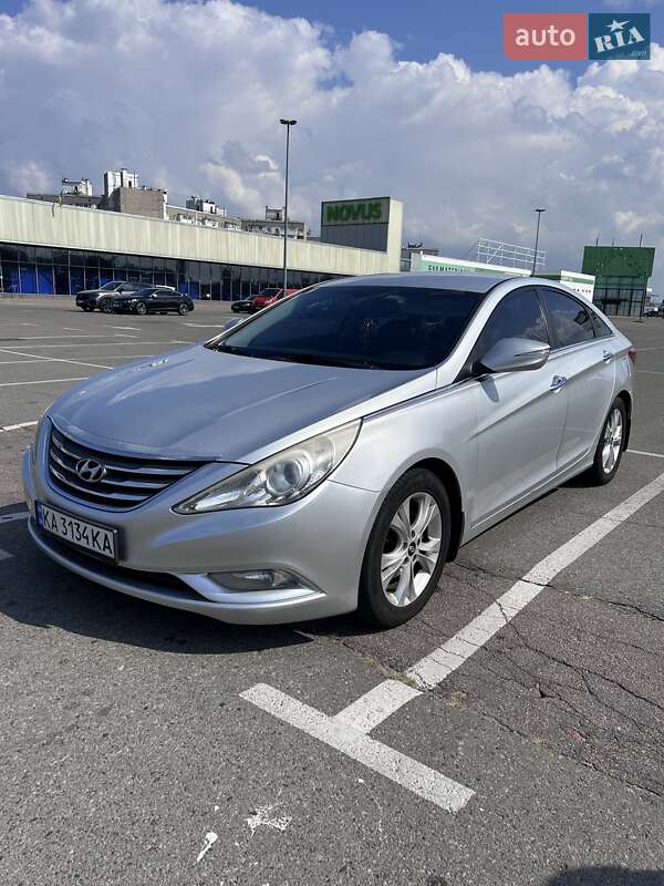 Седан Hyundai Sonata 2011 в Києві фото 5 Седан Hyundai Sonata 2011 в Києві