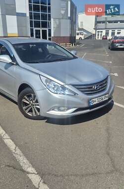 Hyundai Sonata 2012