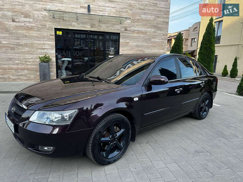 Седан Hyundai Sonata 2007 в Ужгороде