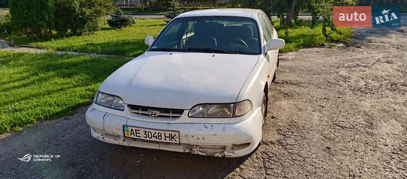 Hyundai Sonata 1996