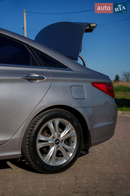 Седан Hyundai Sonata 2012 в Львові