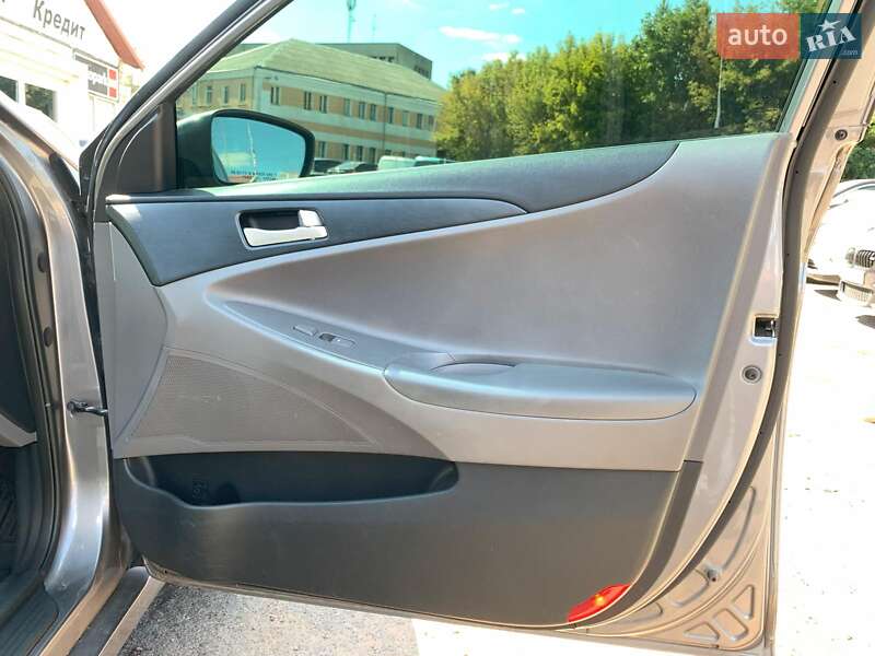 Седан Hyundai Sonata 2011 в Виннице