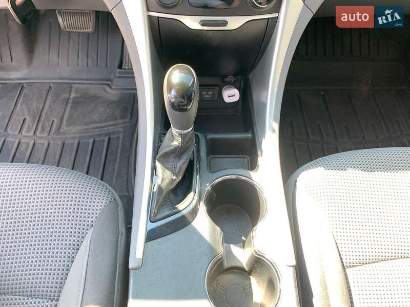 Седан Hyundai Sonata 2011 в Виннице