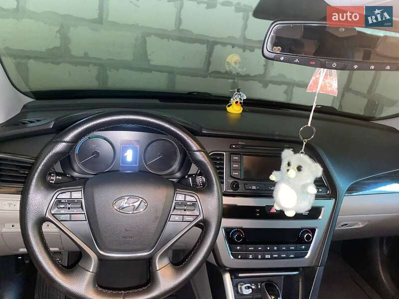 Hyundai Sonata 2016