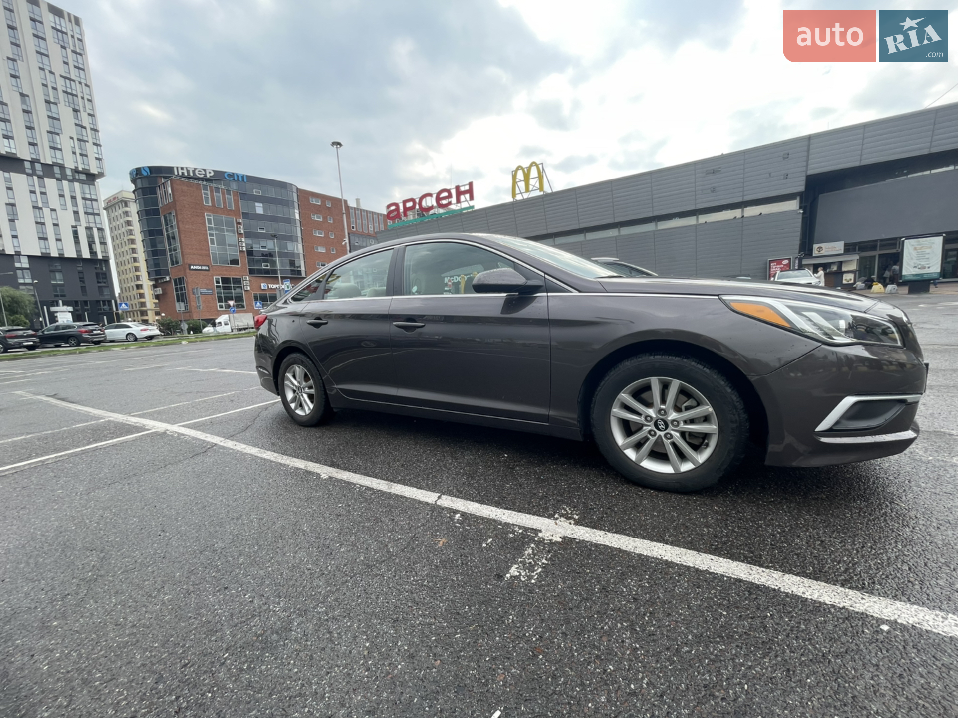 2016 Hyundai Sonata - мініатюра 11
