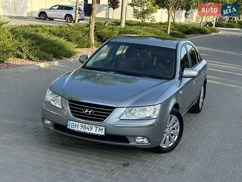 Hyundai Sonata 2009