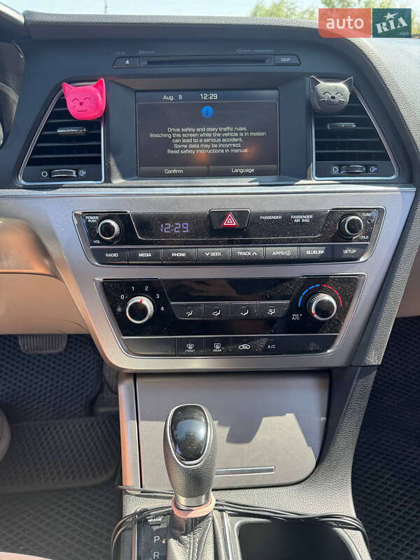 Седан Hyundai Sonata 2015 в Миколаєві