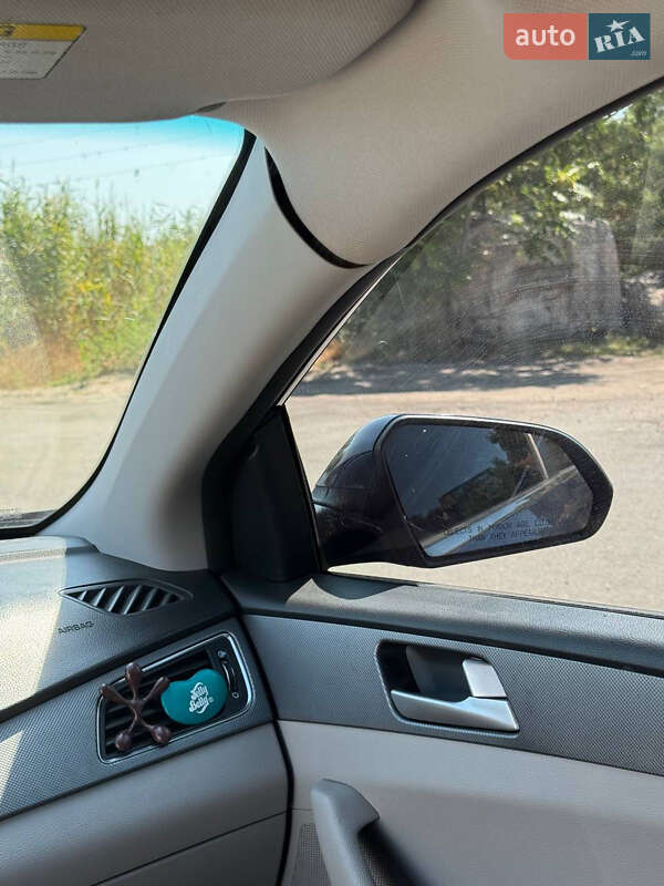 Седан Hyundai Sonata 2015 в Миколаєві