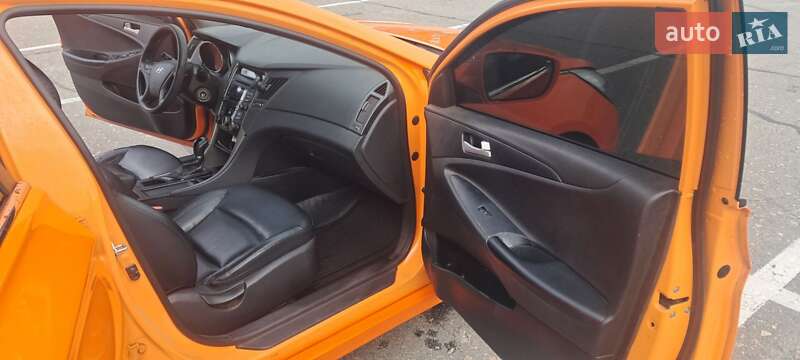 Седан Hyundai Sonata 2014 в Киеве фото 14 Седан Hyundai Sonata 2014 в Киеве