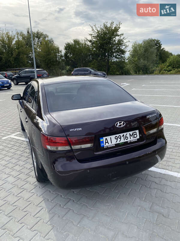 Седан Hyundai Sonata 2006 в Киеве