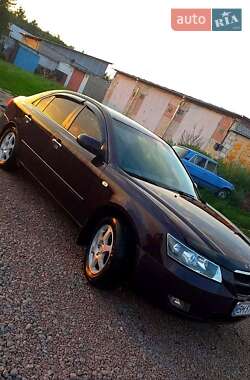 Седан Hyundai Sonata 2006 в Глухове