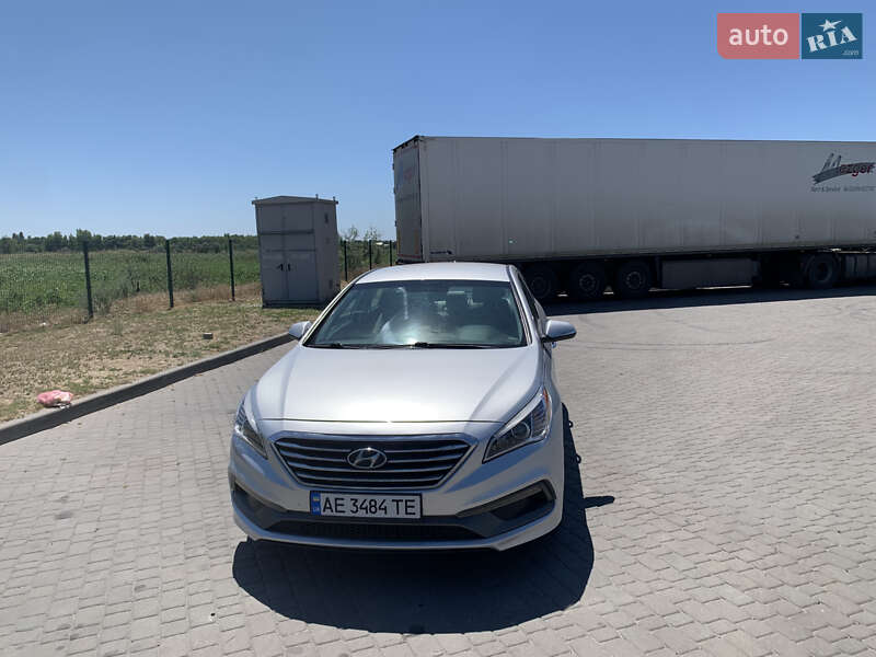 Седан Hyundai Sonata 2014 в Новомосковську