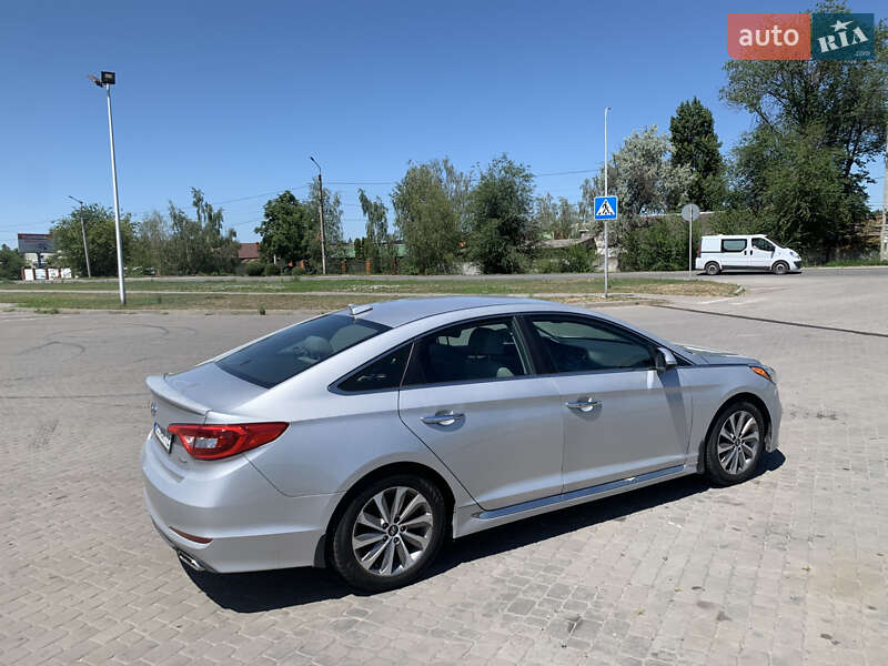 Седан Hyundai Sonata 2014 в Новомосковську