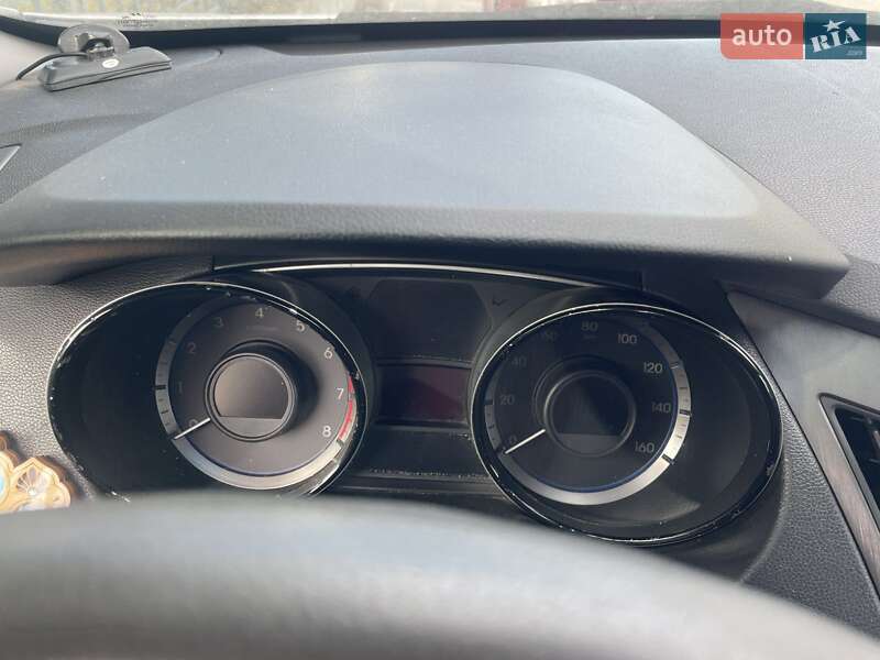 Седан Hyundai Sonata 2012 в Гостомелі