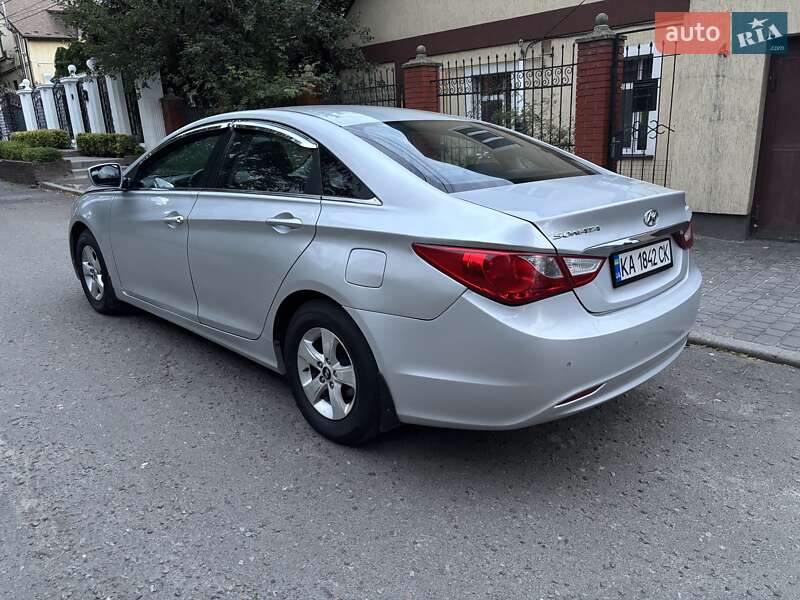 Седан Hyundai Sonata 2014 в Києві