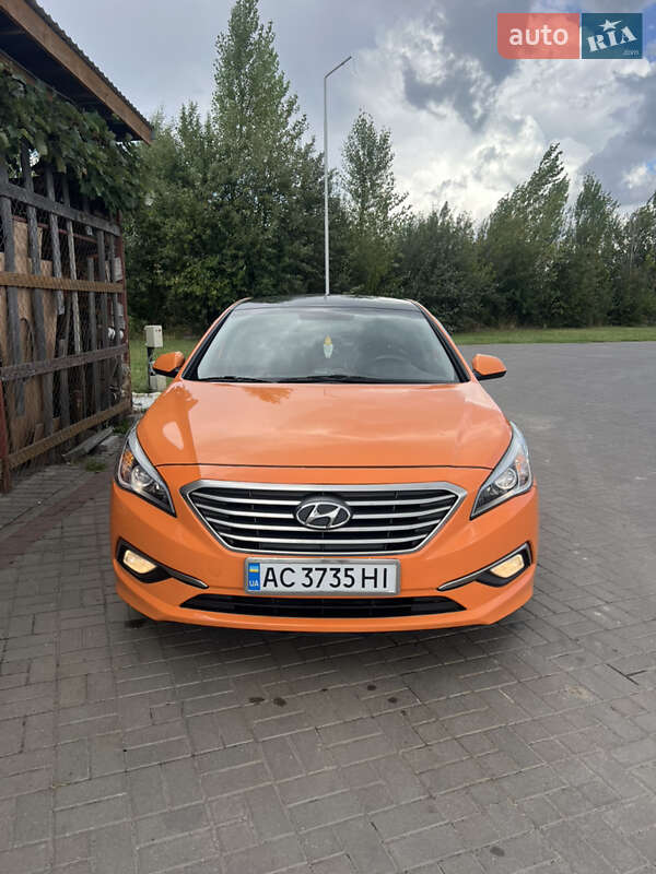 Седан Hyundai Sonata 2016 в Нововолынске