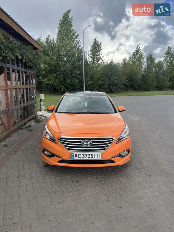 Седан Hyundai Sonata 2016 в Нововолынске