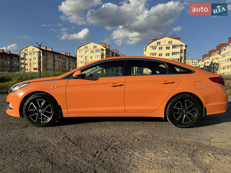 Седан Hyundai Sonata 2016 в Святопетровское