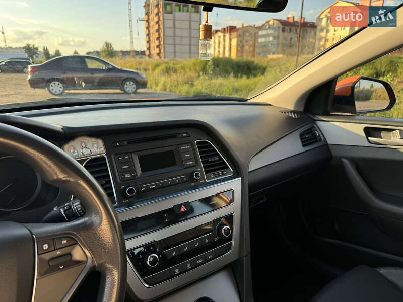 Седан Hyundai Sonata 2016 в Святопетровское