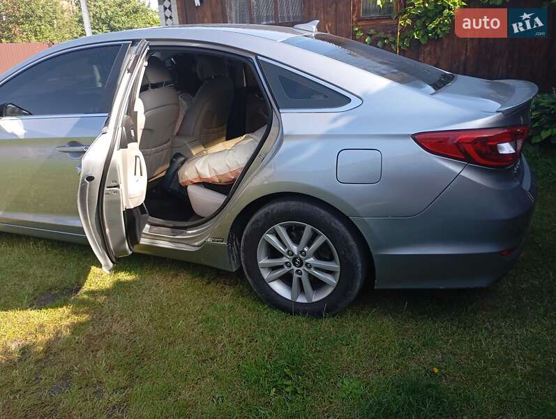Седан Hyundai Sonata 2014 в 