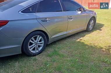 Седан Hyundai Sonata 2014 в 