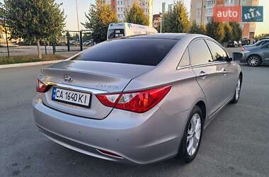 Седан Hyundai Sonata 2012 в Бучі