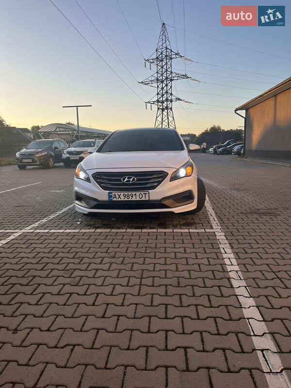 Седан Hyundai Sonata 2014 в Ивано-Франковске