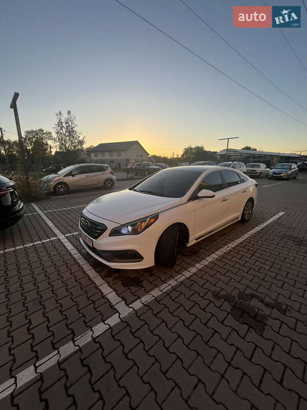 Седан Hyundai Sonata 2014 в Ивано-Франковске