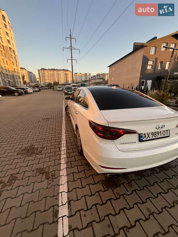 Седан Hyundai Sonata 2014 в Ивано-Франковске