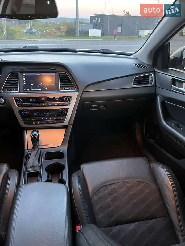 Седан Hyundai Sonata 2014 в Ивано-Франковске