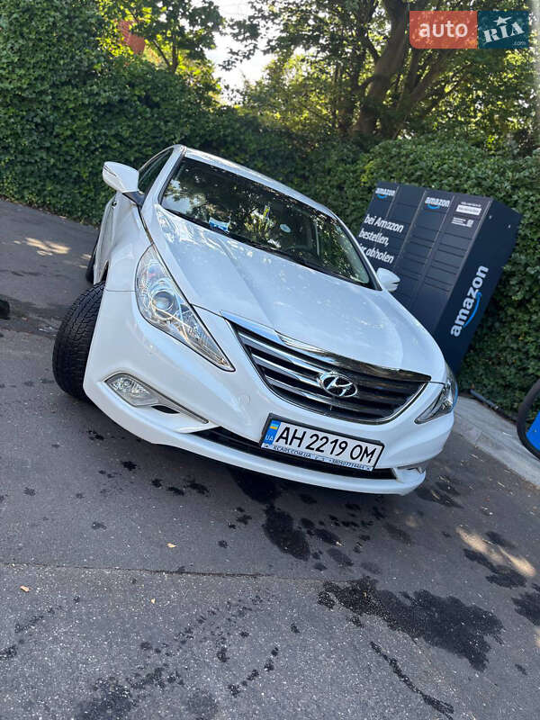 Hyundai Sonata 2013