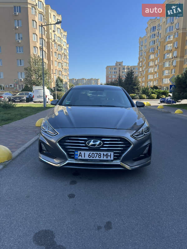 Седан Hyundai Sonata 2018 в Киеве