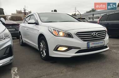 Седан Hyundai Sonata 2016 в Киеве