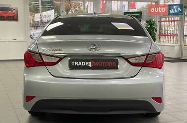Седан Hyundai Sonata 2013 в 