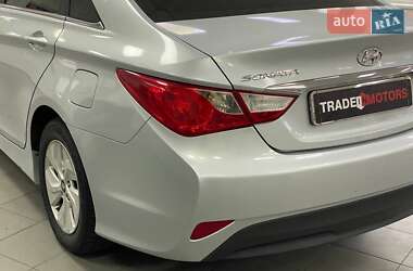 Седан Hyundai Sonata 2013 в 