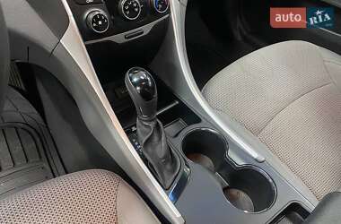Седан Hyundai Sonata 2013 в 