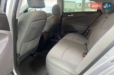 Седан Hyundai Sonata 2013 в 