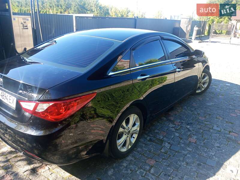 Седан Hyundai Sonata 2010 в Лановцах