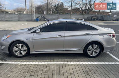 Hyundai Sonata 2013