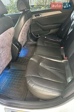 Седан Hyundai Sonata 2015 в 