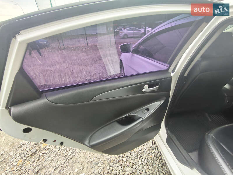 Седан Hyundai Sonata 2016 в Києві фото 14 Седан Hyundai Sonata 2016 в Києві