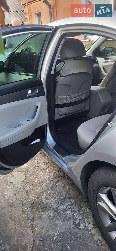 Седан Hyundai Sonata 2015 в Кропивницком