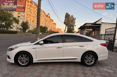 Седан Hyundai Sonata 2015 в 