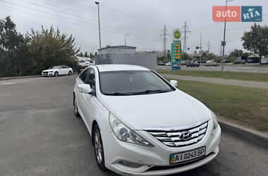 Hyundai Sonata 2011