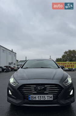 Седан Hyundai Sonata 2018 в Ізмаїлі