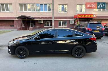 Седан Hyundai Sonata 2014 в 