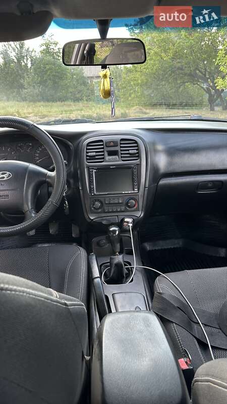 Седан Hyundai Sonata 2004 в Славянске