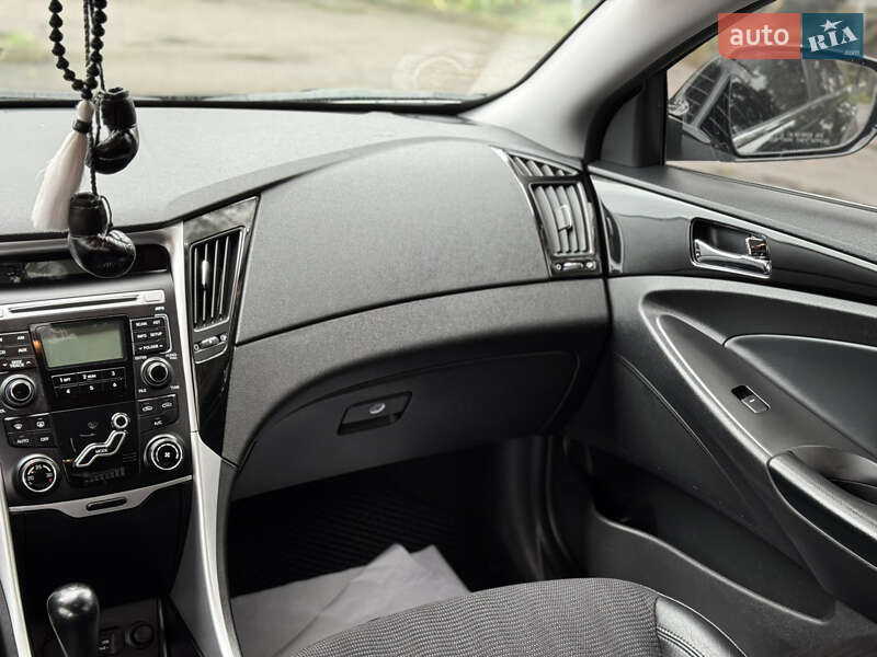 Седан Hyundai Sonata 2011 в Виннице